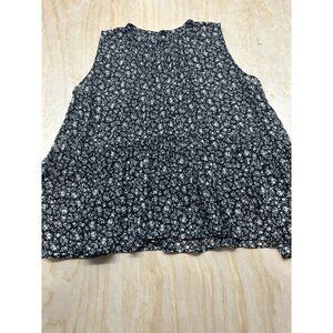 Uniqlo Women’s Light Weight Black White Flowy Top XL Tank Blouse Shirt Sleeveles